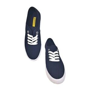 Women's Classic Low Top Fashion Sneakers Slip on Canvas Walking Shoes Size 8 EUC